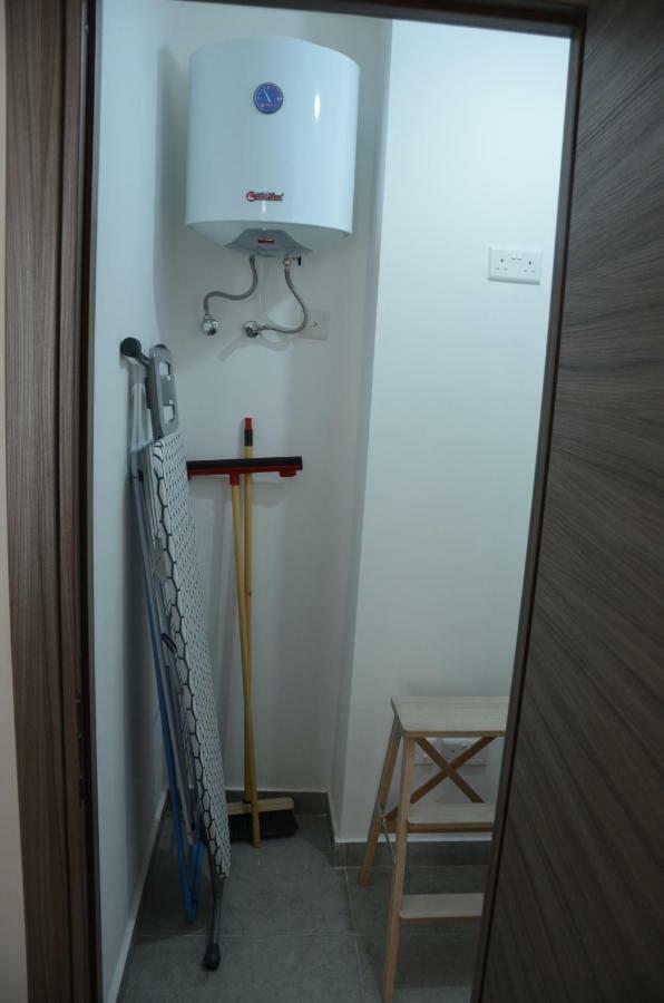 Pilgrim'S Rest Apartments Gżira Kültér fotó
