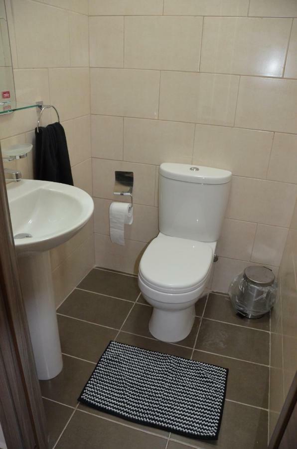 Pilgrim'S Rest Apartments Gżira Kültér fotó