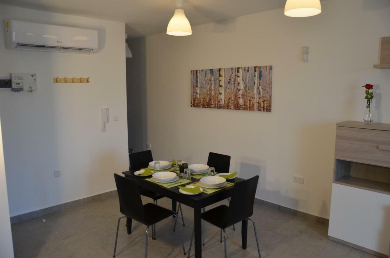 Pilgrim'S Rest Apartments Gżira Kültér fotó