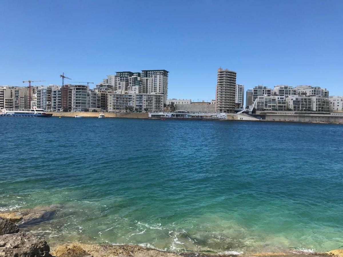 Pilgrim'S Rest Apartments Gżira Kültér fotó