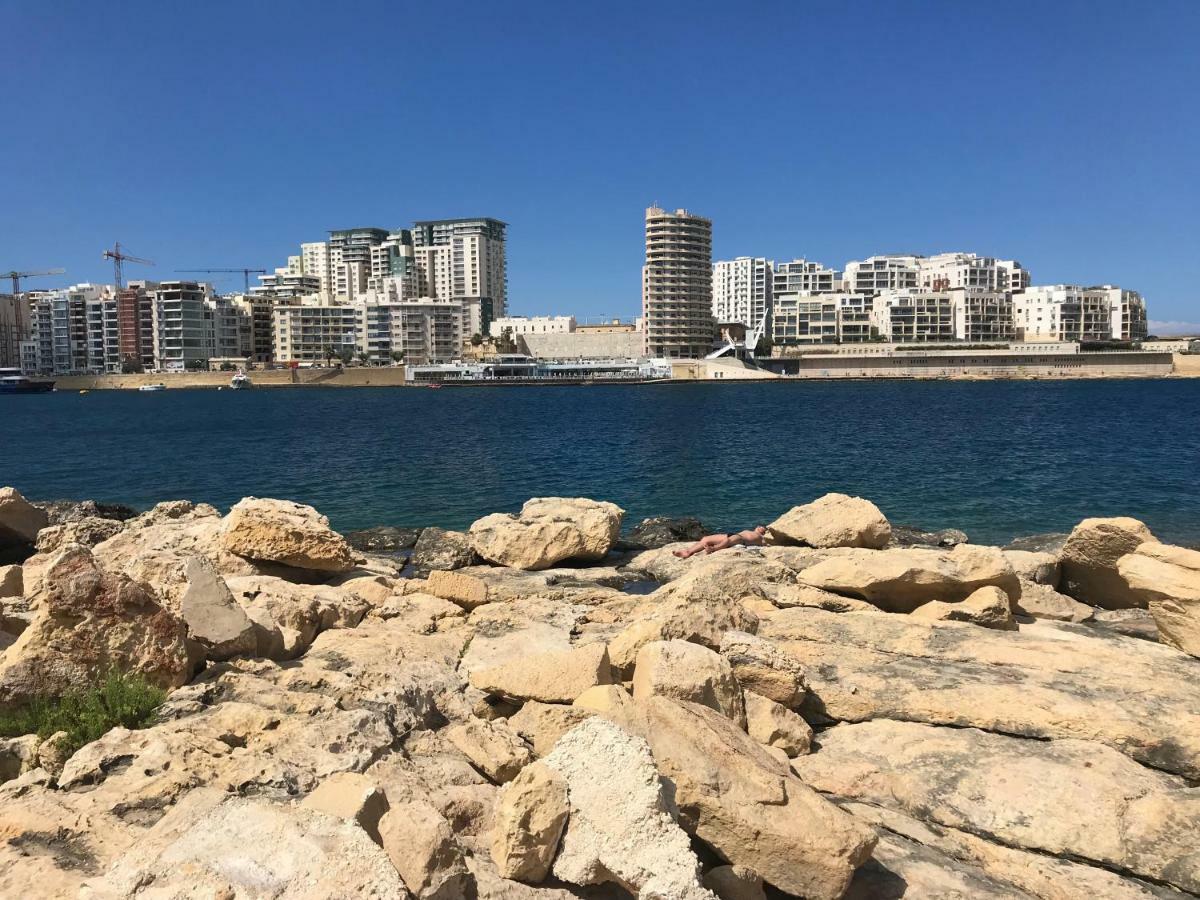 Pilgrim'S Rest Apartments Gżira Kültér fotó