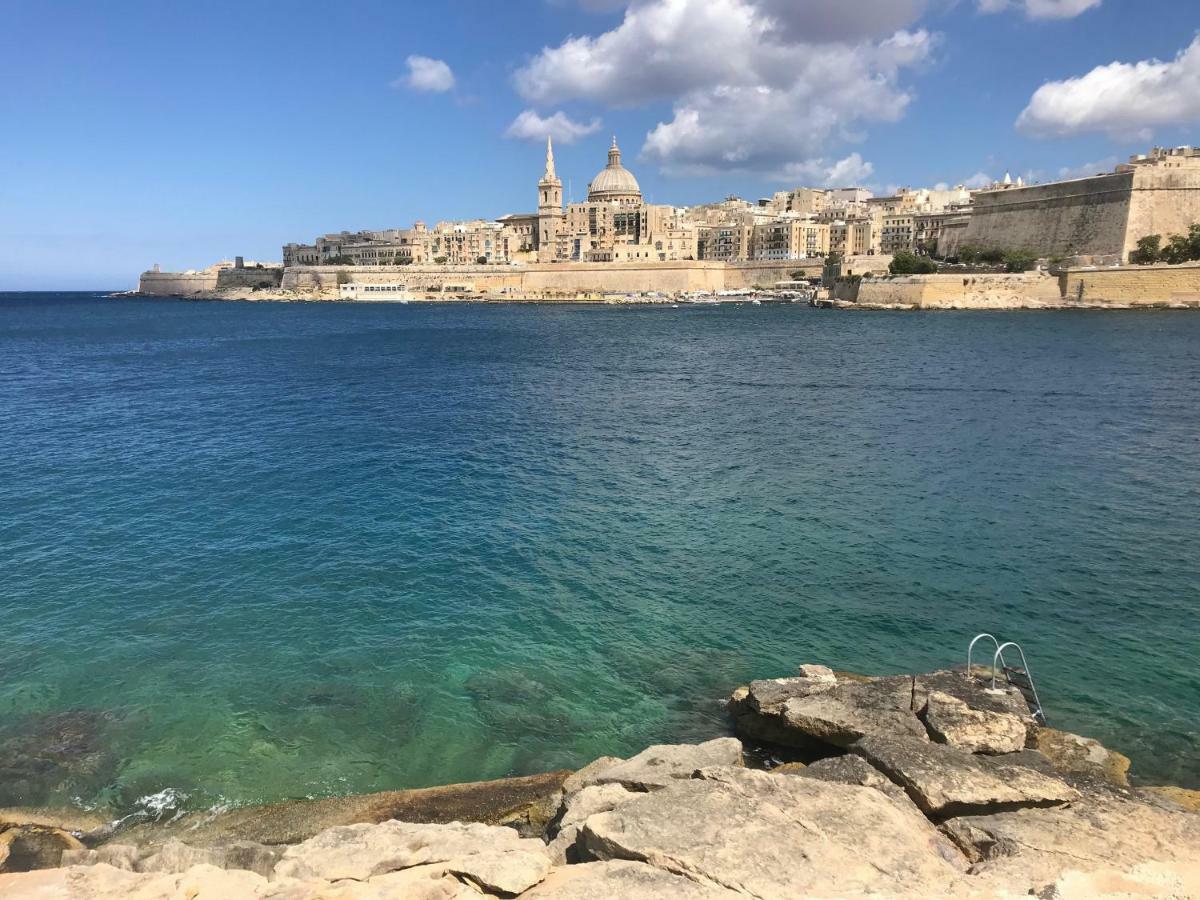 Pilgrim'S Rest Apartments Gżira Kültér fotó