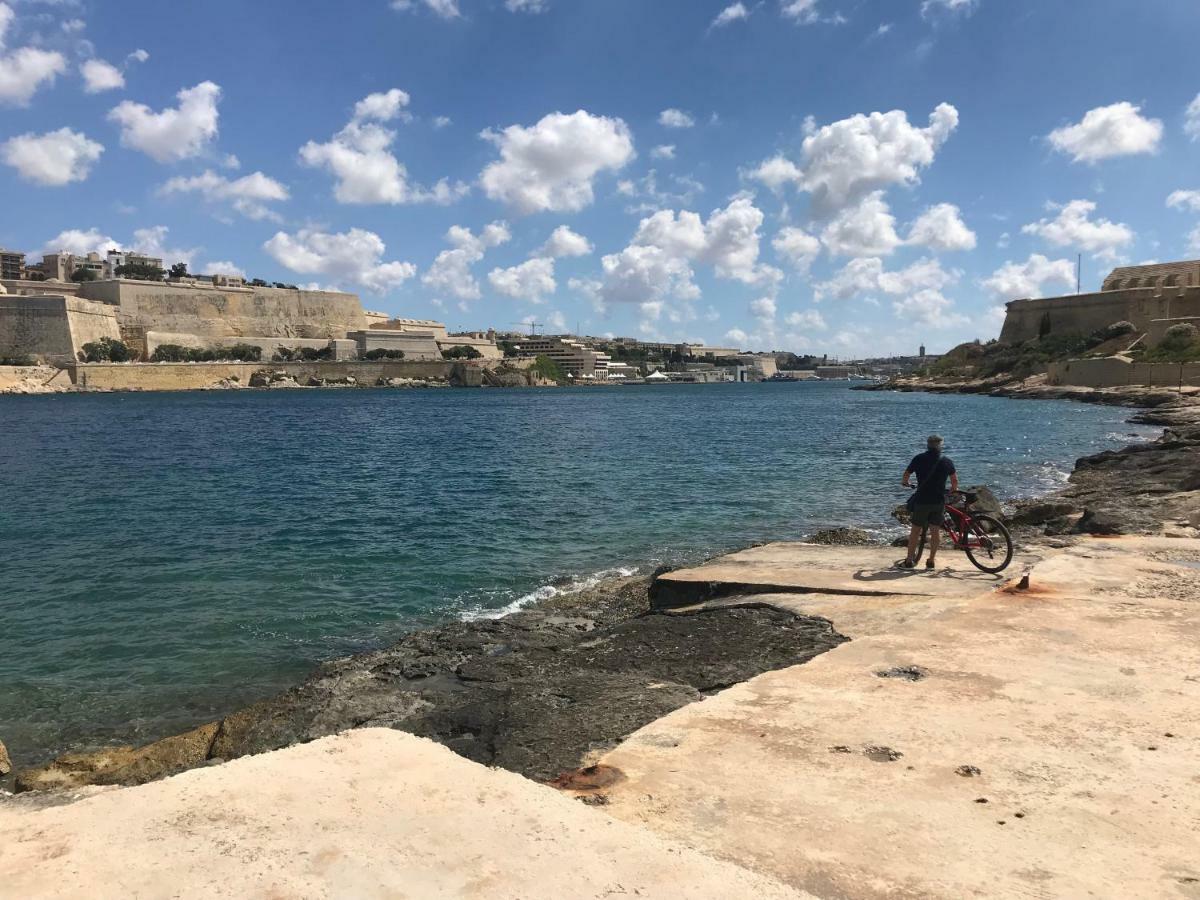 Pilgrim'S Rest Apartments Gżira Kültér fotó