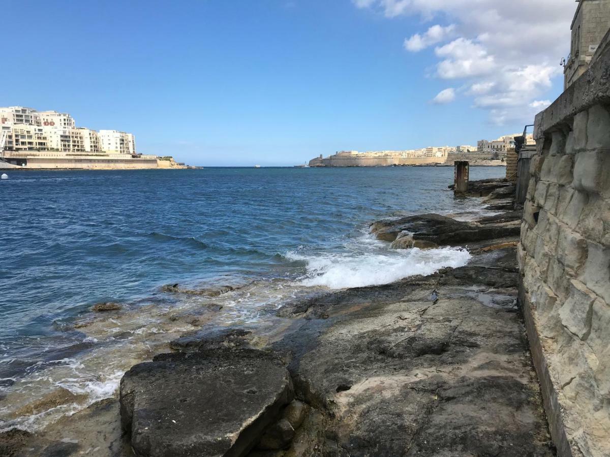 Pilgrim'S Rest Apartments Gżira Kültér fotó