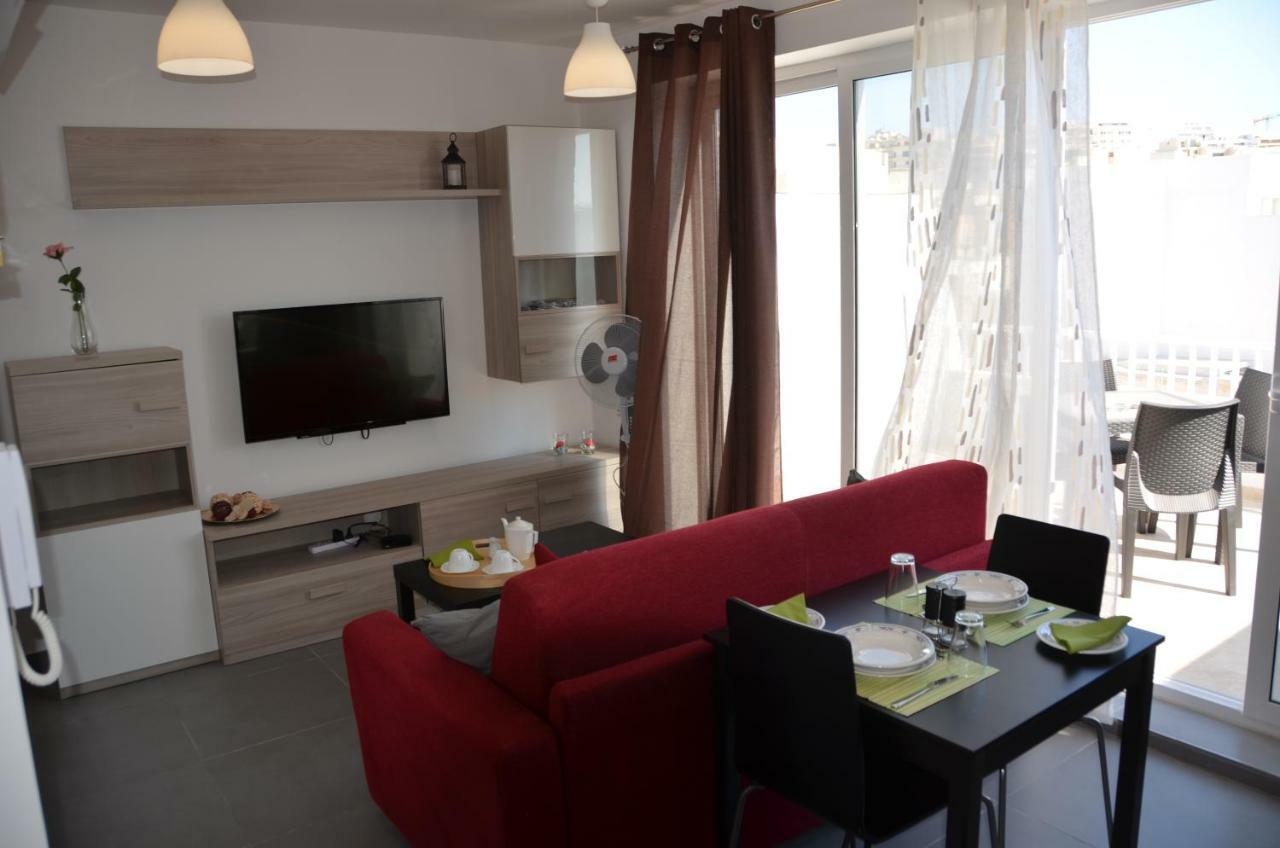 Pilgrim'S Rest Apartments Gżira Kültér fotó